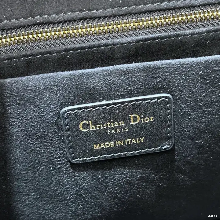 2405YA0163 Dio Bags 0825